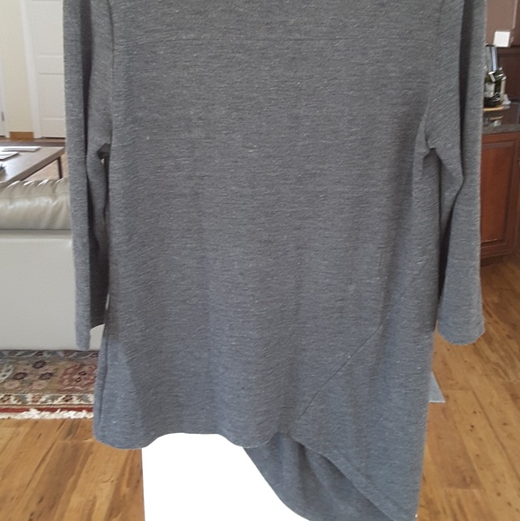 Asymetrical Knit top - Picture 3 of 3